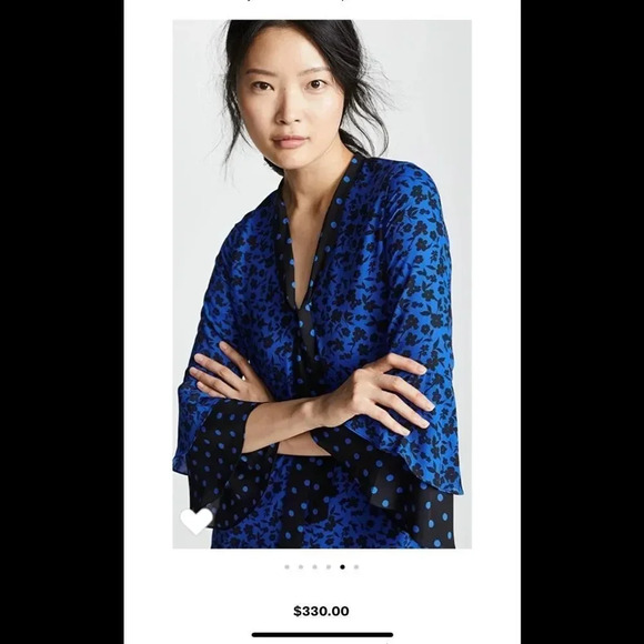 alice + olivia
Wellesly Tie Neck Trumpet Sleeve - Picture 4 of 13